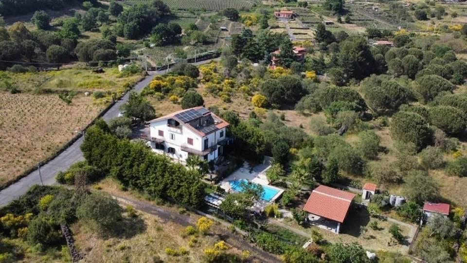 Etna Petit Relais Acomodação com café da manhã Nicolosi Exterior foto
