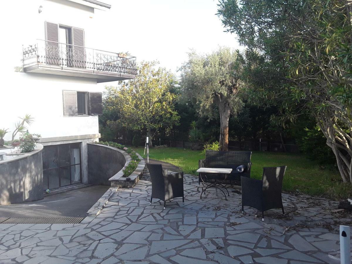 Etna Petit Relais Acomodação com café da manhã Nicolosi Exterior foto